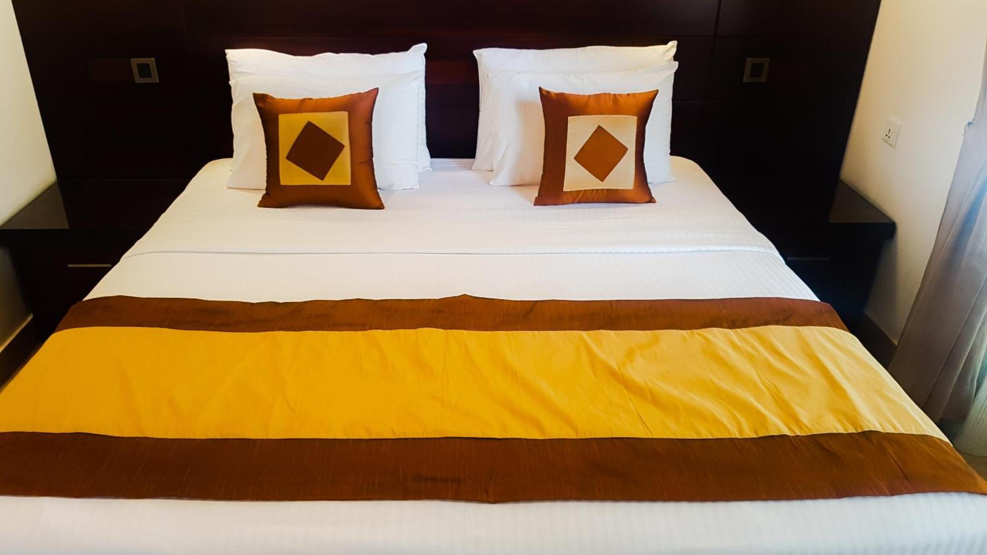 Samindra Villa Канди Екстериор снимка