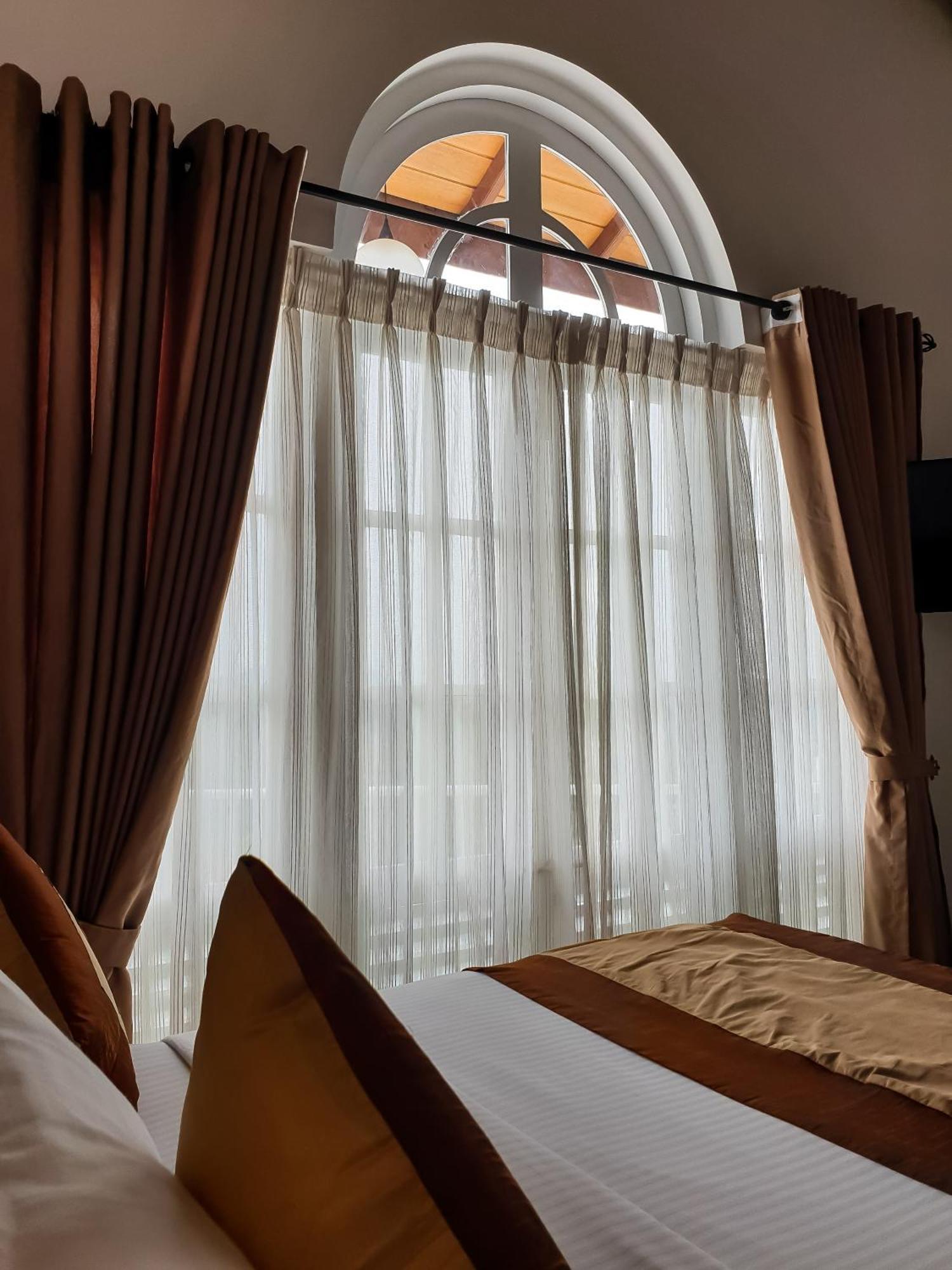Samindra Villa Канди Екстериор снимка