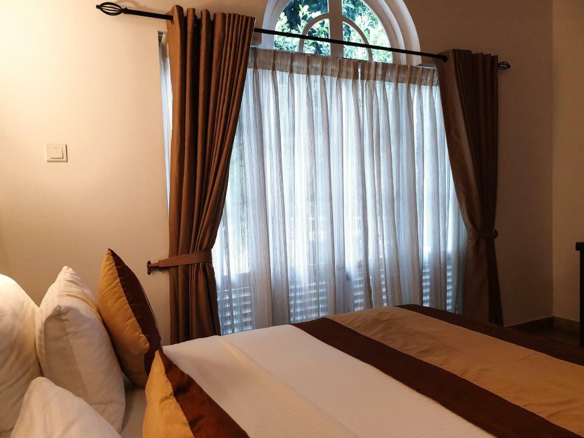 Samindra Villa Канди Екстериор снимка